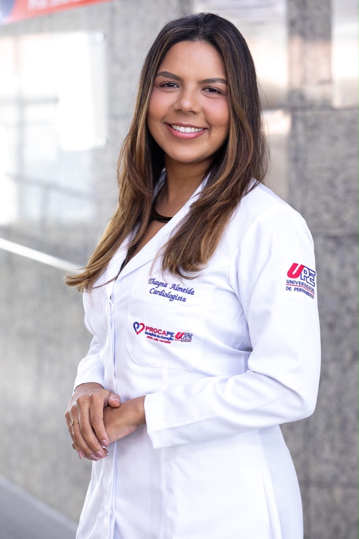 Dra. Thayna Almeida, cardiologista da Clínica Biocardio